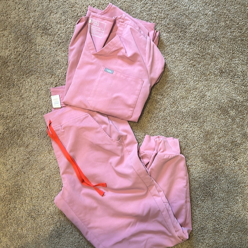 COPY - Chalk pink FIGS set